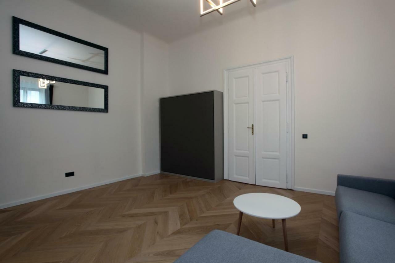 The Apartment House - Mezibranska ปราก ภายนอก รูปภาพ