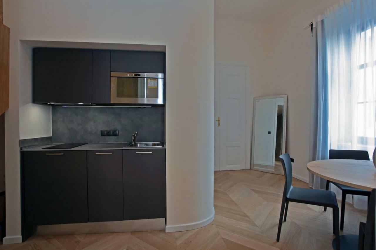 The Apartment House - Mezibranska ปราก ภายนอก รูปภาพ