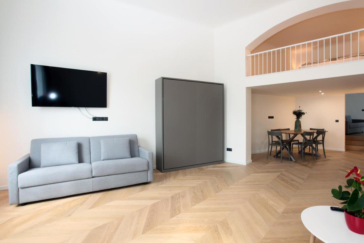 The Apartment House - Mezibranska ปราก ภายนอก รูปภาพ
