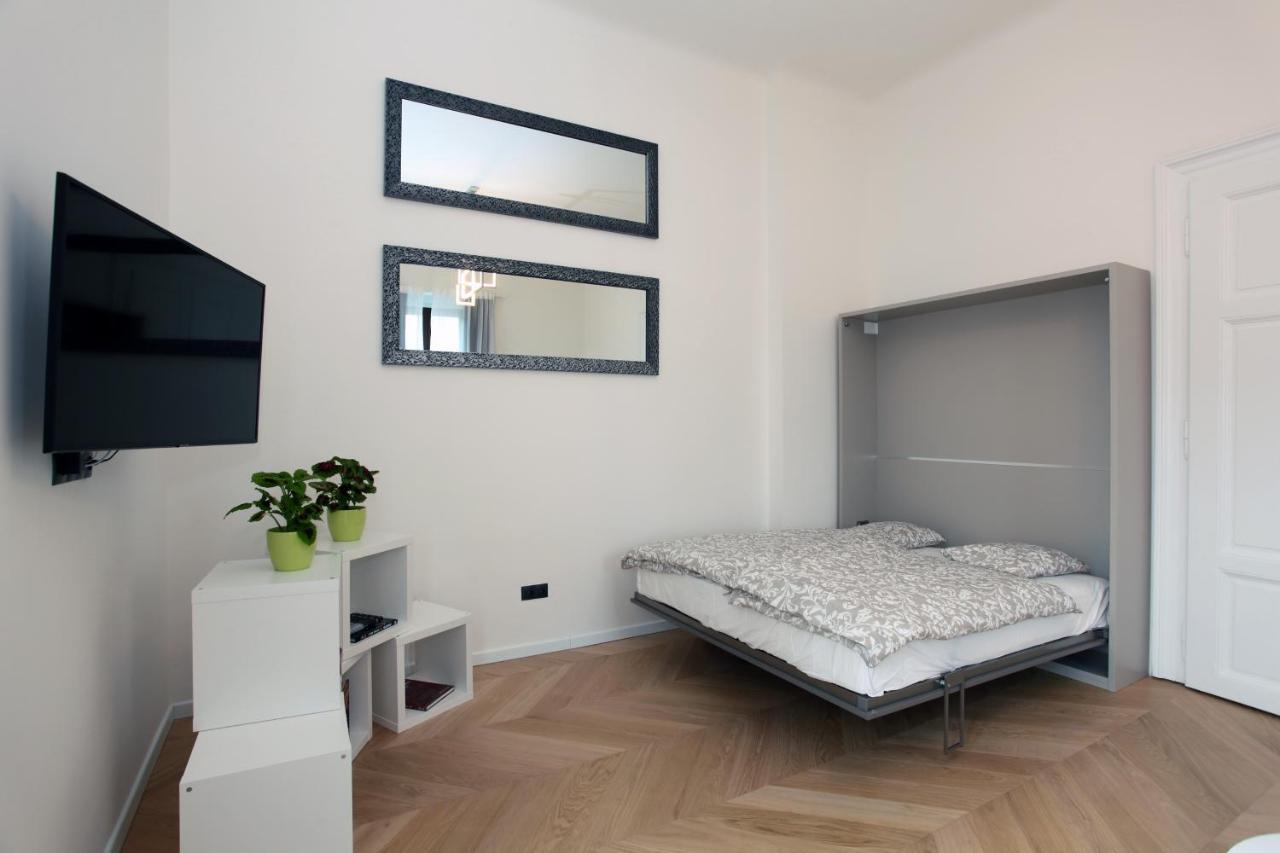 The Apartment House - Mezibranska ปราก ภายนอก รูปภาพ