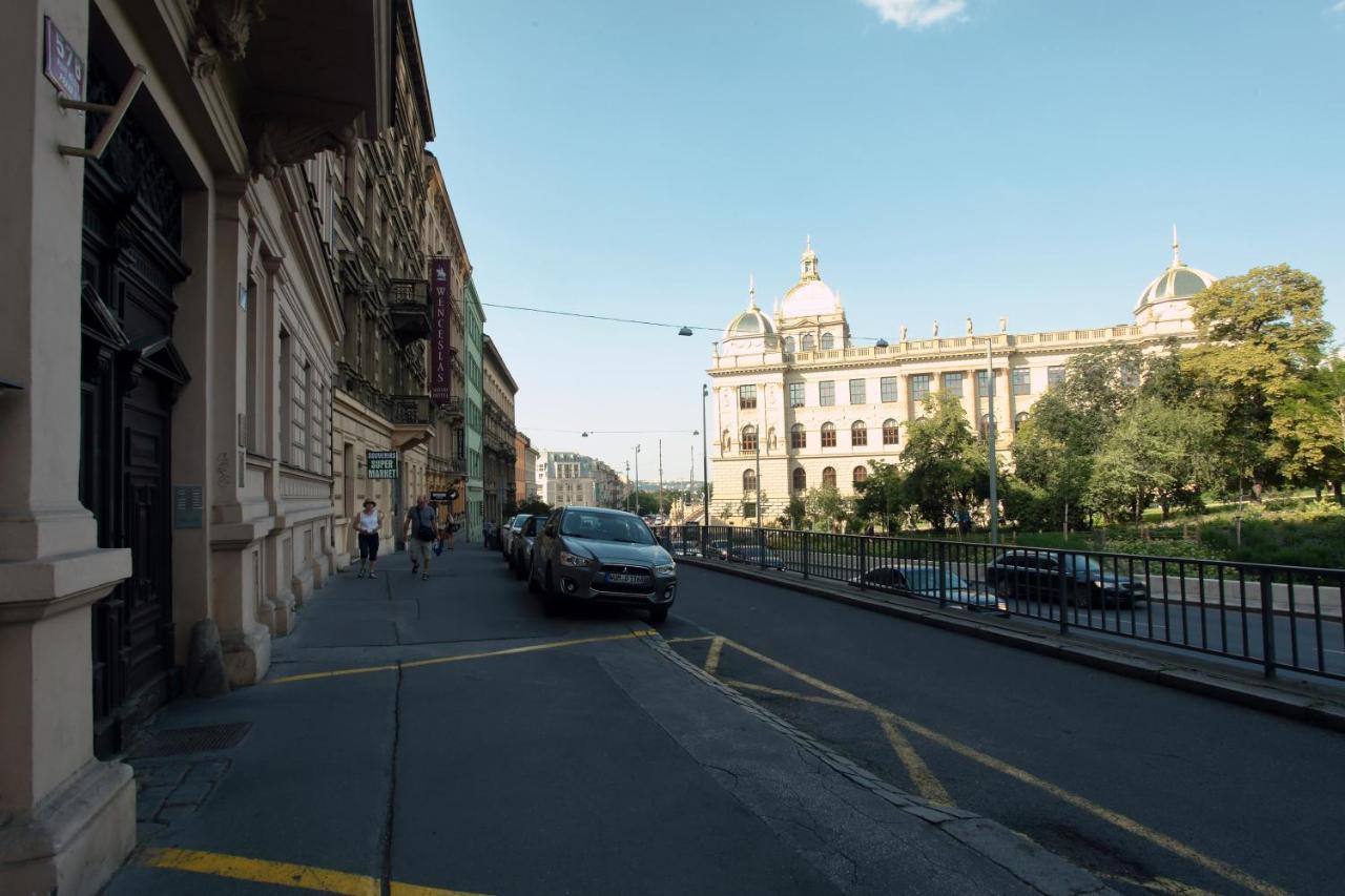 The Apartment House - Mezibranska ปราก ภายนอก รูปภาพ